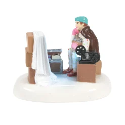 Shop Department 56 An Attic Of Christmas Memories