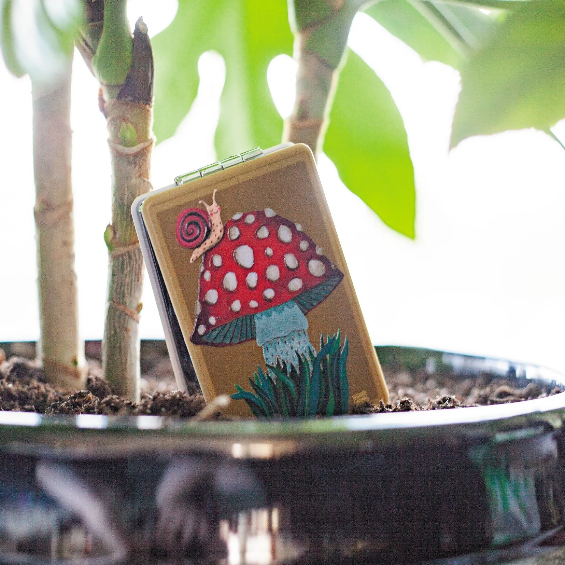 Online Enesco Gift Mushroom Compact Mirror