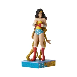 Best Sale Enesco Gift Wonder Woman and Cheetah